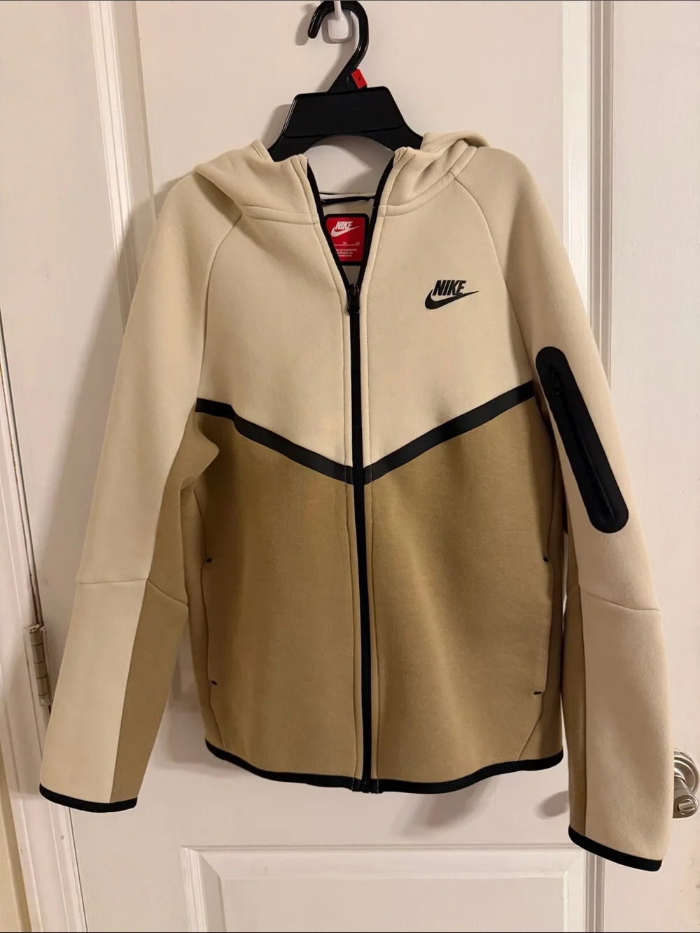 Nike Kids Two-Tone Hooded Jacket in Cream & Tan with Black Trim